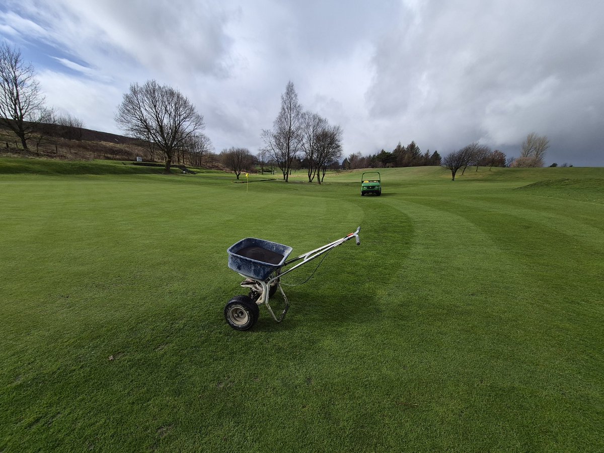 TheAndersonsPro's tweet image. Just going to leave these here… 👀 Black Gypsum DG doing its thing.

📍 Bonnybridge GC, Scotland
📸 @Sammccalla90

#theandersonspro #golf #golflife #golfviews #turfpros