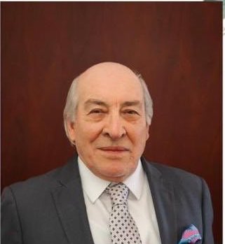 AlejandroMunozH's tweet photo. El derecho ecuatoriano está de luto ante el sensible fallecimiento del Dr. Luis S. Parraguez Ruiz. Profesor (maestro) y autor de varios libros. Paz en su tumba. https://t.co/hXqR1ibUYq