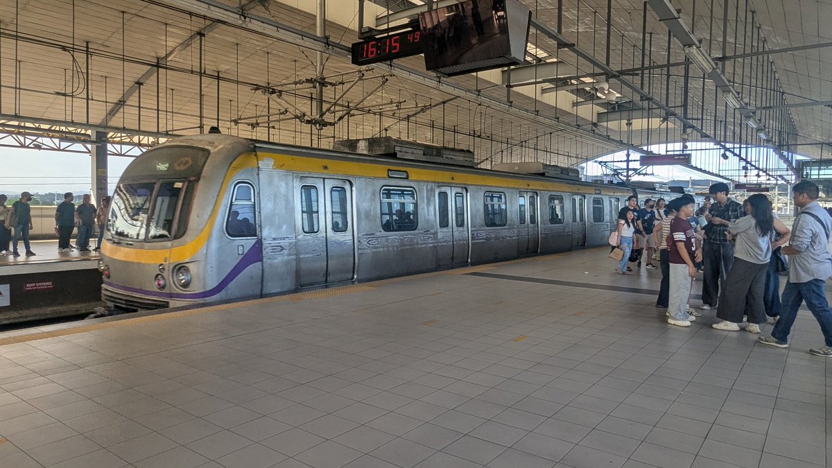 tktktk09's tweet image. LRT2号線の終点、Antipolo Station。
#フィリピン #Philippines
#ManilaLRT #LrtPhilippines
#アンティポロ #Antipolo