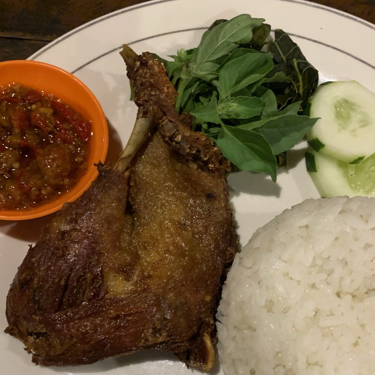 lalalayelah tweet media