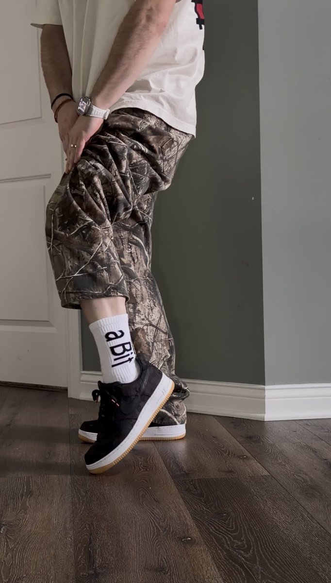 Can-i Get A-pair? preme being tweet media