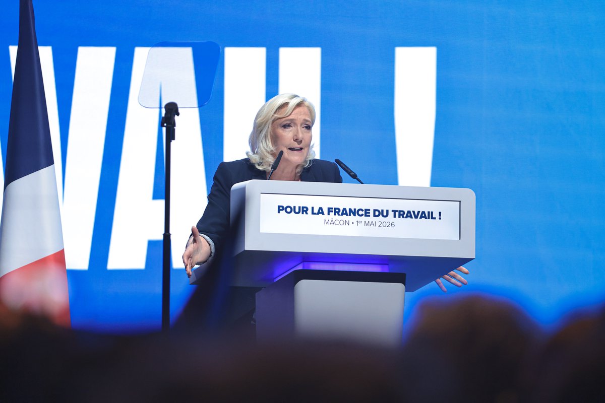 Marine Le Pen tweet media
