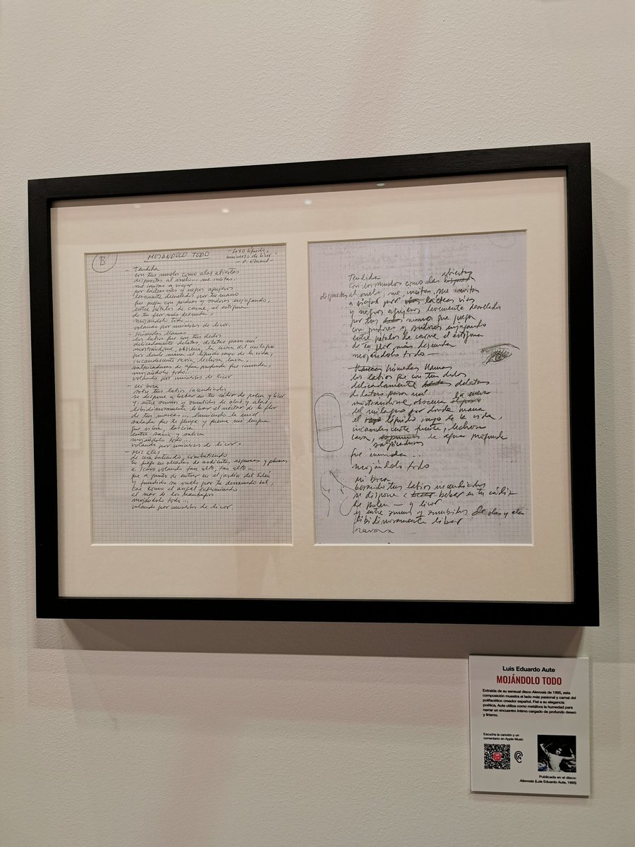 ZazoGil's tweet photo. "Sexo líquido, universo de licor".
Paul Éluard.
Manuscrito de la canción "Mojándolo todo" (Alevosía, 1995) de #LuisEduardoAute en @InstCervantes. https://t.co/Es479zoTbe