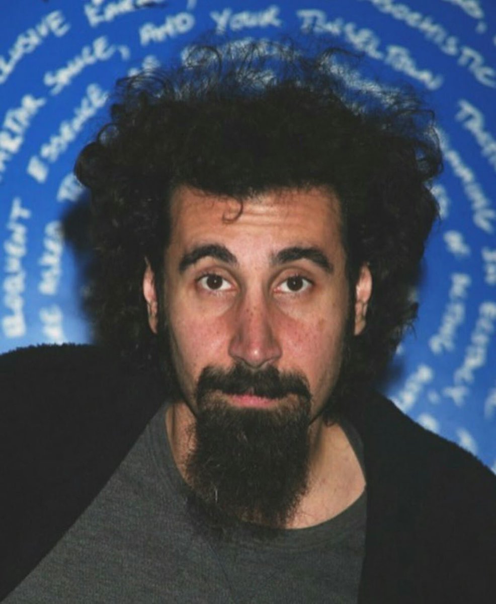 serj’s long nose tweet media