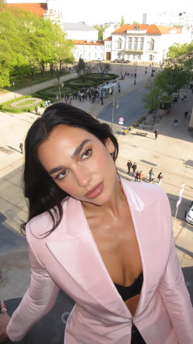 dlipahungary's tweet image. 🎧 | @DUALIPA received over 357 Million streams on Spotify in April 2026!

— She has accumulated over 1.5 Billion streams this year so far!