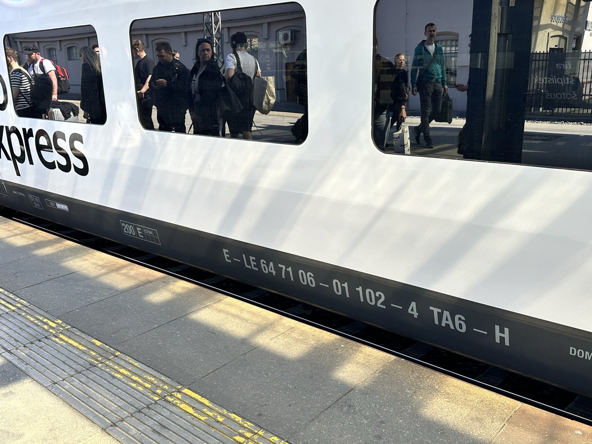 siddhusjoshi's tweet photo. @seatsixtyone I am onboard the LE-1219 to Bratislava right now. If there are any specific angles you would like, let me know! https://t.co/A3cgY6nYhA