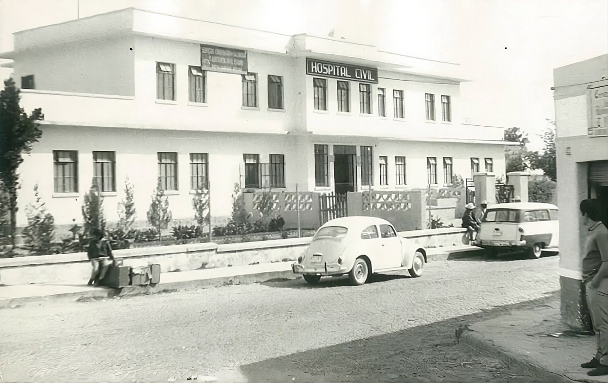 ZapopanGob's tweet photo. El Hospitalito Centro cumple 79 años cuidando lo más valioso: la salud de las y los zapopanos. 💙

Desde 1947, ha evolucionado, pasando de atender a 45 pacientes a convertirse en una unidad médica de segundo nivel, referente en atención y formación médica.

Hoy, bajo el liderazgo del presidente @JuanJoseFrangie, el Hospitalito Centro se ha fortalecido para seguir brindando atención a las familias de Zapopan. Además, este año inauguramos el Hospitalito Sur, un espacio moderno, digno y de calidad. 

Seguiremos trabajando para cuidar la salud de la Ciudad de las niñas y niños. 🩺✨