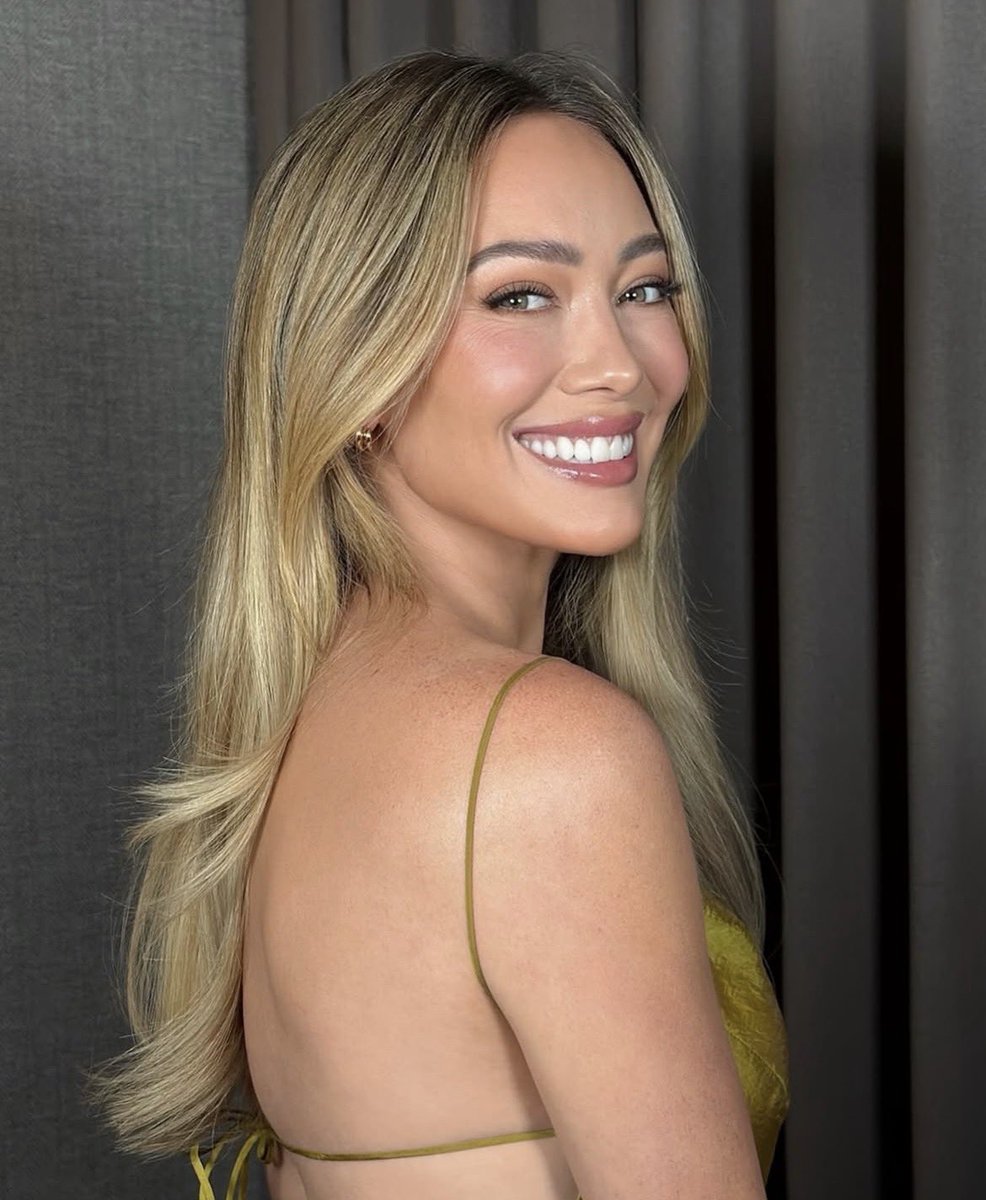 Hilary Duff Brasil tweet media