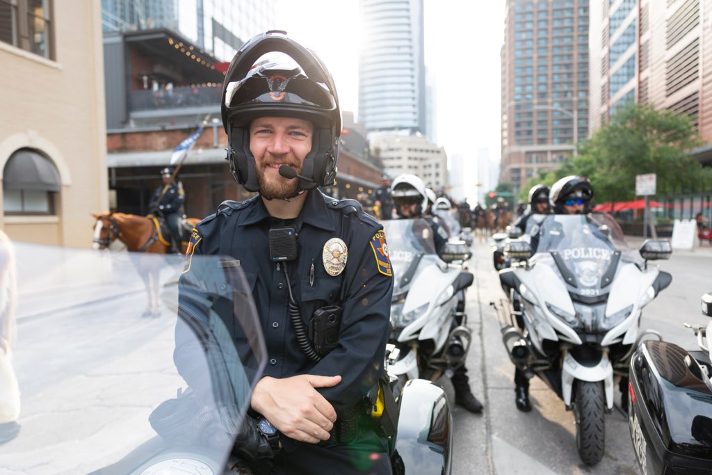 UT Austin Police Department tweet media
