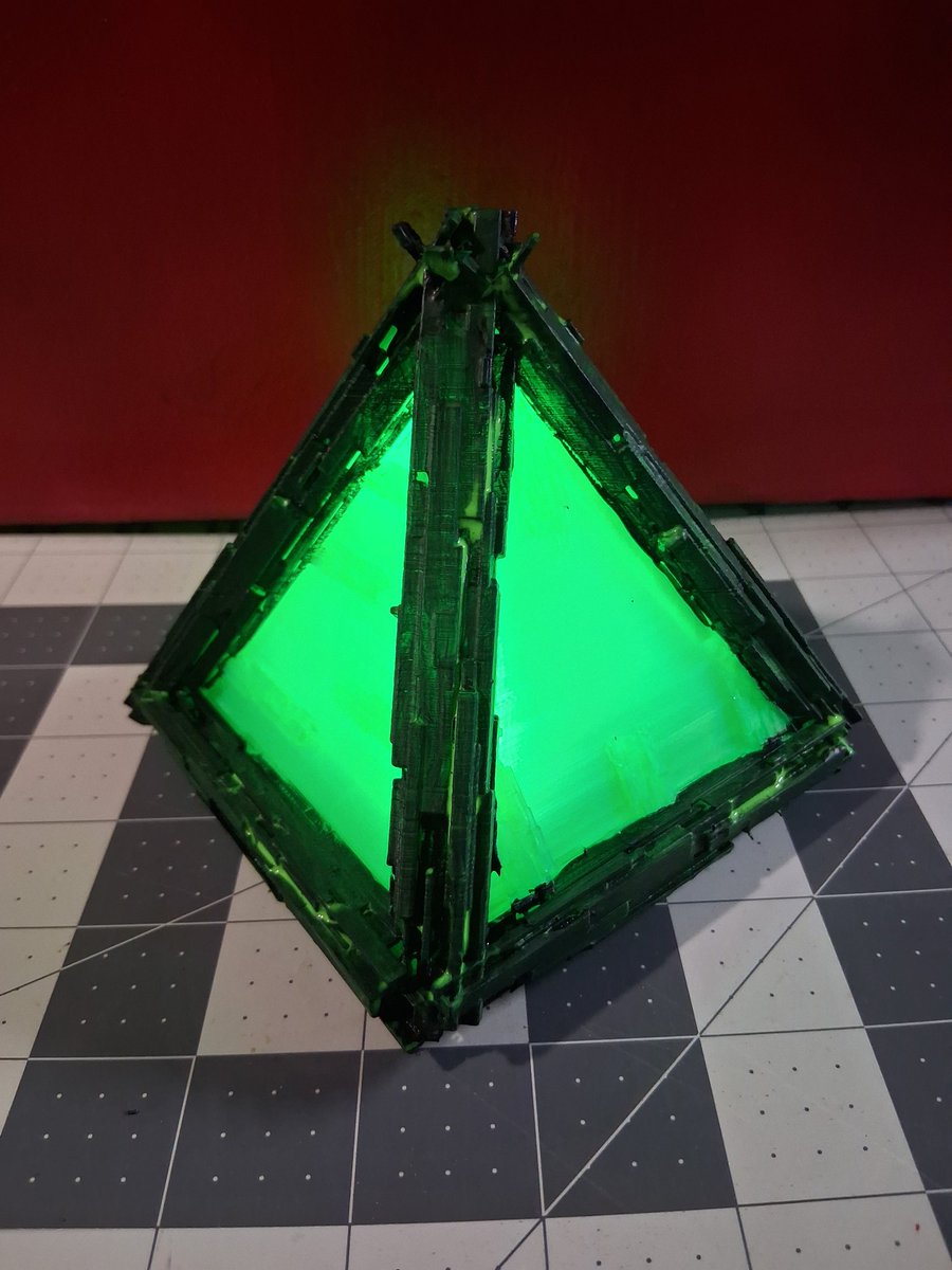 TheChaos033's tweet image. So… this one got infected 😅
Technovirus Holocron variant with internal glow + UV reactive detailing 🧪🔥
Looks amazing in the dark…
probably shouldn’t leave it unattended.
#3DPrinting #SciFiProps #HorrorArt #UVReactive #GeekStuff