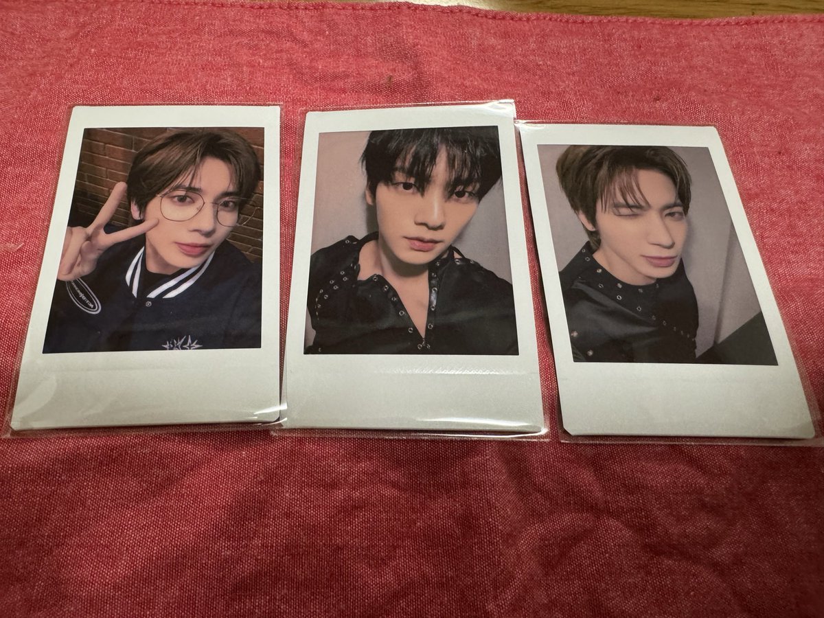 cinderellami16's tweet image. #INSTANT PHOTO CARD Ver.2
#txt交換
#ACT_TOMORROW
譲 テヒョン、スビン
求 ヨンジュン（眼鏡）
郵送にて交換希望です。よろしくお願いします。