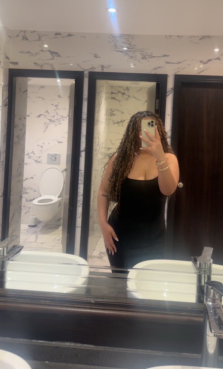 Goddess Ell 👑 tweet media