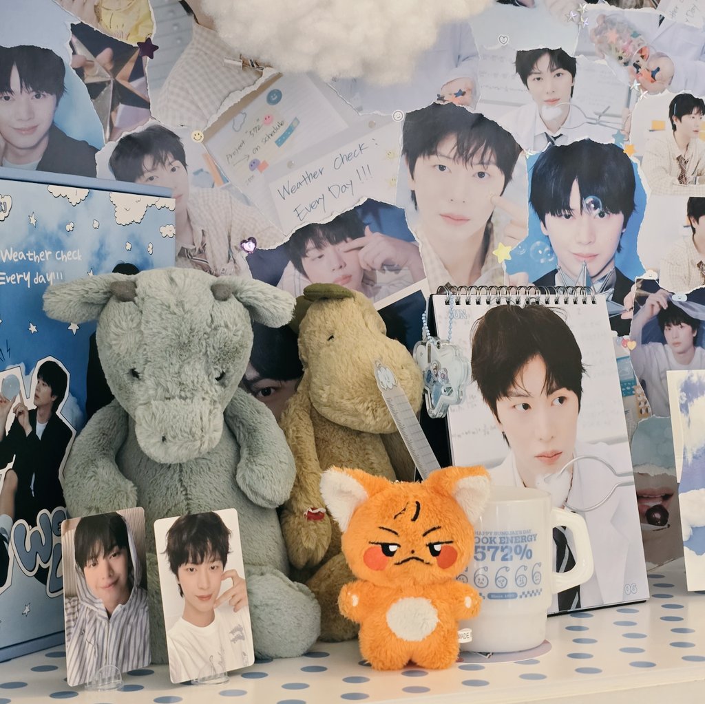 #오칠이_햇살_뎨뎨_생일축하해
#육성재 #YOOKSUNGJAE #오월이_빛나는_이유_육성재 #HAPPY_SUNGJAE_DAY

성재 생일 축하해 촬영장에서도 축하 많이 받아💙
6성재 생일에 572% 더 행복해졌다