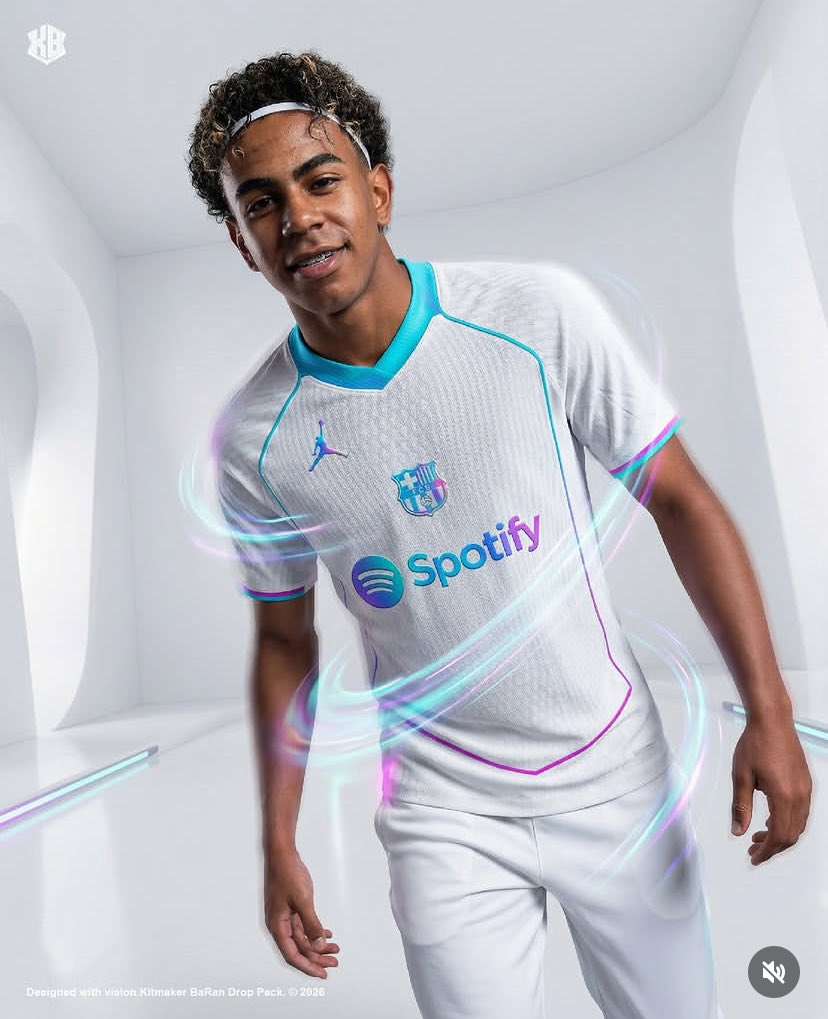 ArenaSN_'s tweet image. Et si ça devenait le  Maillot de Barcelone X Nike Concept à l'extérieur ?

#Barcelone #Nike