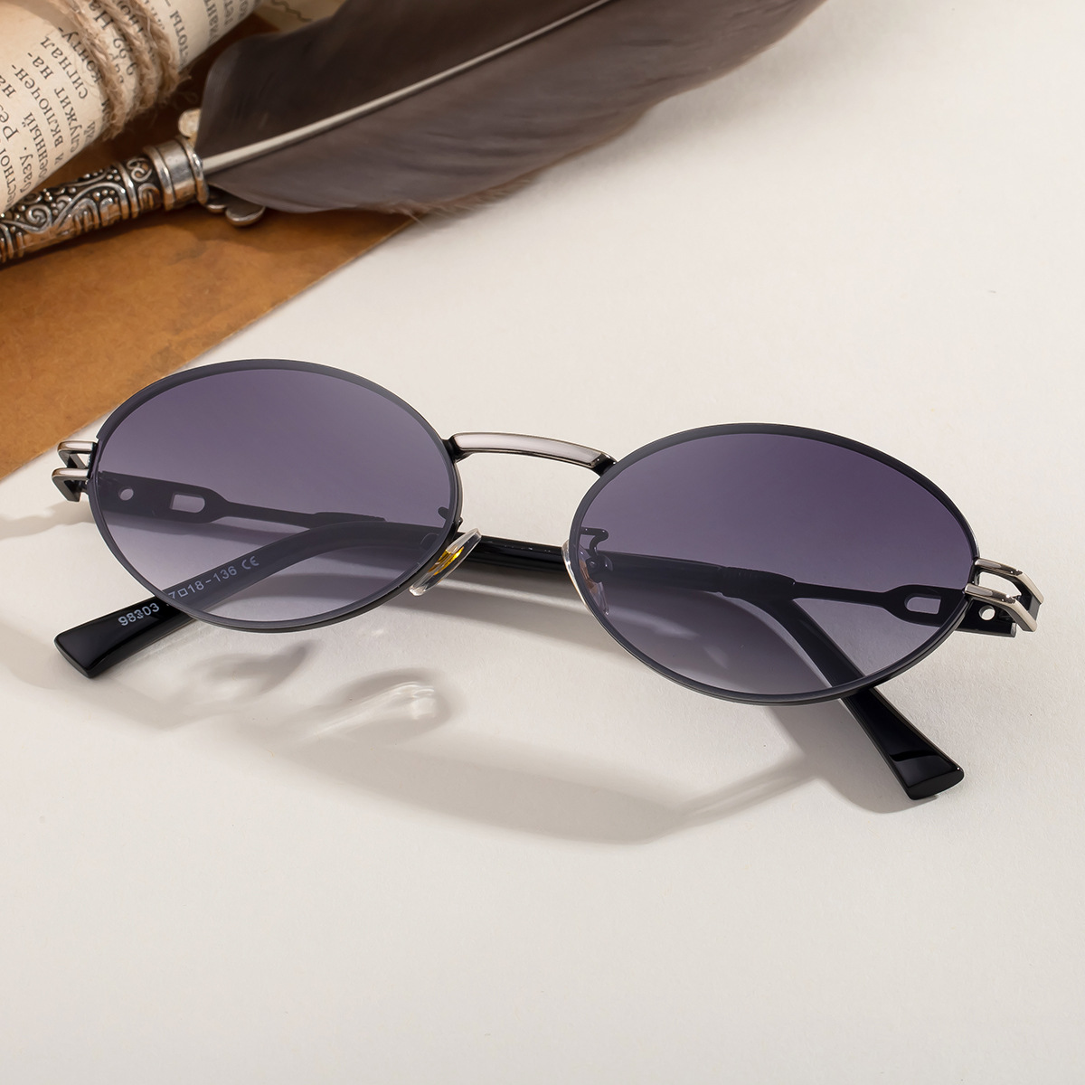 HermitinOptical's tweet image. OEM Oval Shades! Stylish UV Sunglasses for Women. Wholesale &amp;amp; Custom. 🕶️ #OEM #Sunglasses #B2B