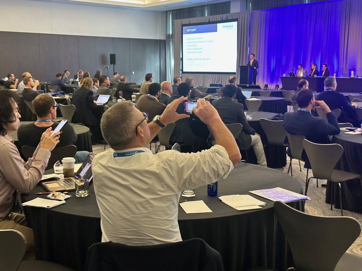 AAHKS's tweet photo. The 2026 AAHKS Spring Meeting at the Radisson Blu Aqua Hotel in Chicago is in full swing. Arthroplasty surgeons from around the world are here to get world-class education. An AAHKS meeting designed to bridge the gap between fellowship and practice. https://t.co/nzImwkIRmi