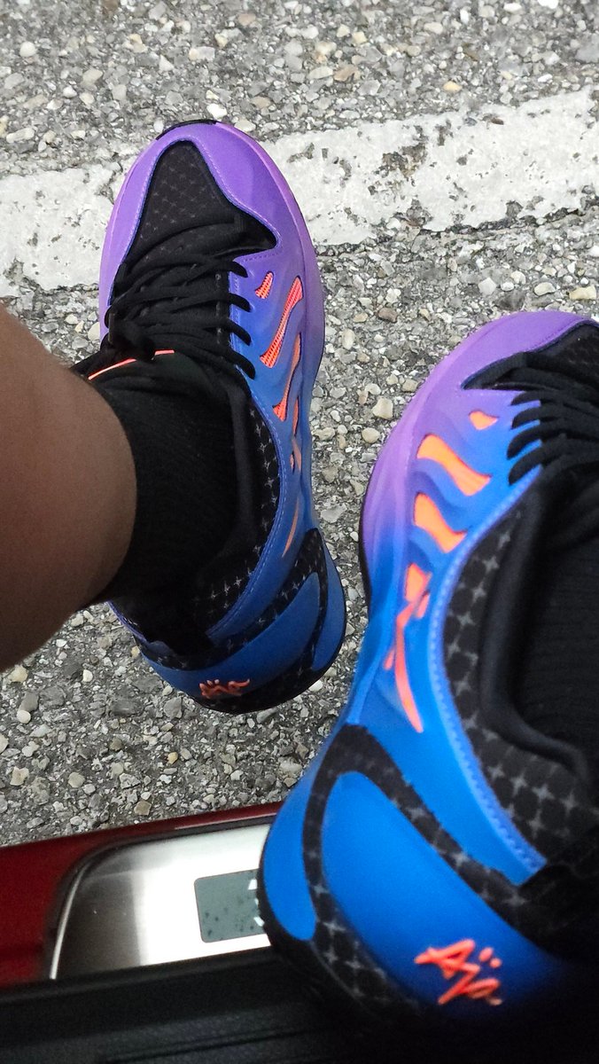 SoNdependent96's tweet image. May 1st in the A'Two 
Definitely a better fit than the A'One
Happy Friday #FIREFRIDAYS
#nike #nikebasketball