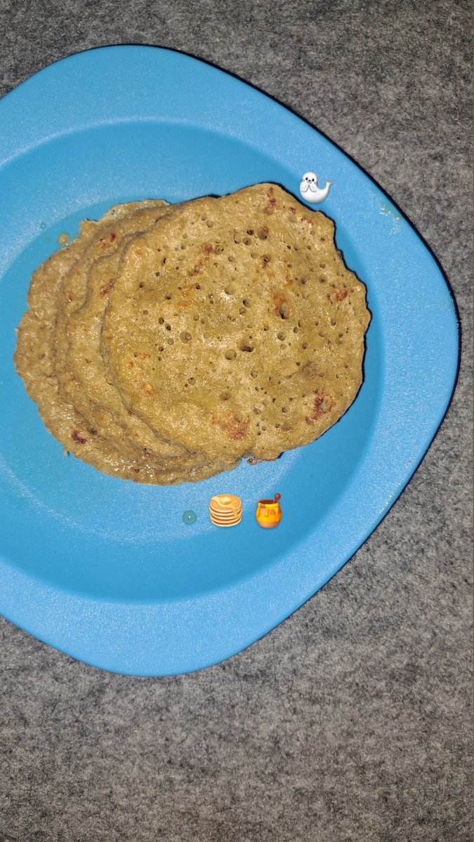 standout27's tweet photo. Para warga X terkhusus anak anak kost nih
Kalian pernah bikin pancake pake panci listrik juga ga si ?? kemarin aku ngide nyoba bikin pake oatmeal , ternyata jadi weh dan surprisingly not bad terbilang enak loh 
Atau ada yg tau resep lain ,🥞🥰 https://t.co/8gJZPMVehr