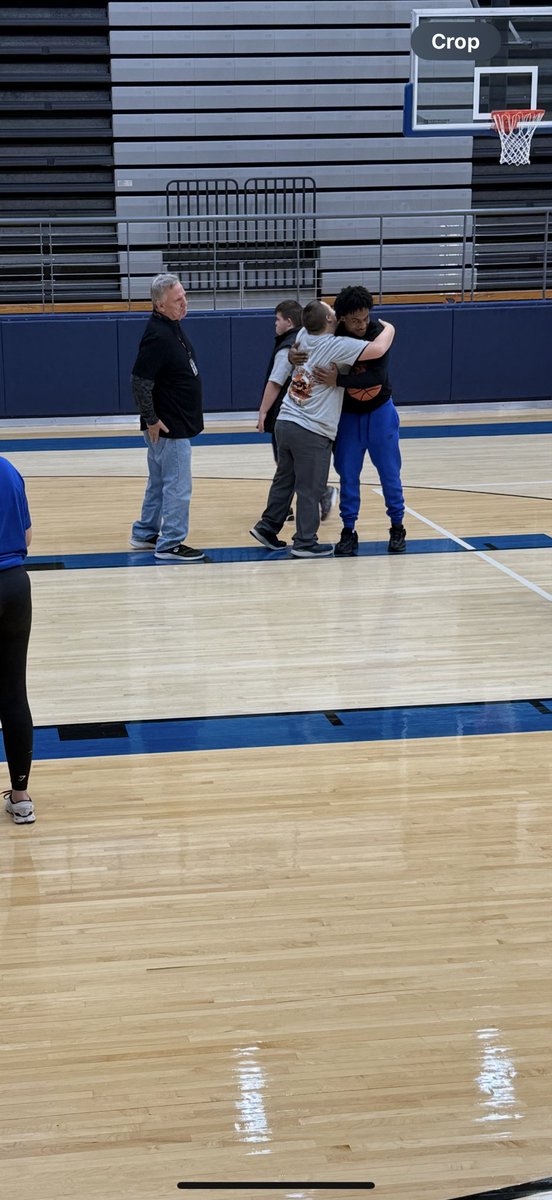 WHSrooHOOPS's tweet photo. This right here is what it’s all about. We are extremely proud of @rondydunn . Helping out our special needs kiddos at Roo Fest. Excellent job Rondy, he helped this young man shoot the ball, and he didn’t want to leave without a hug from Rondy. @whsrooathletics @WeatherfordISD https://t.co/MAViHPBqL0