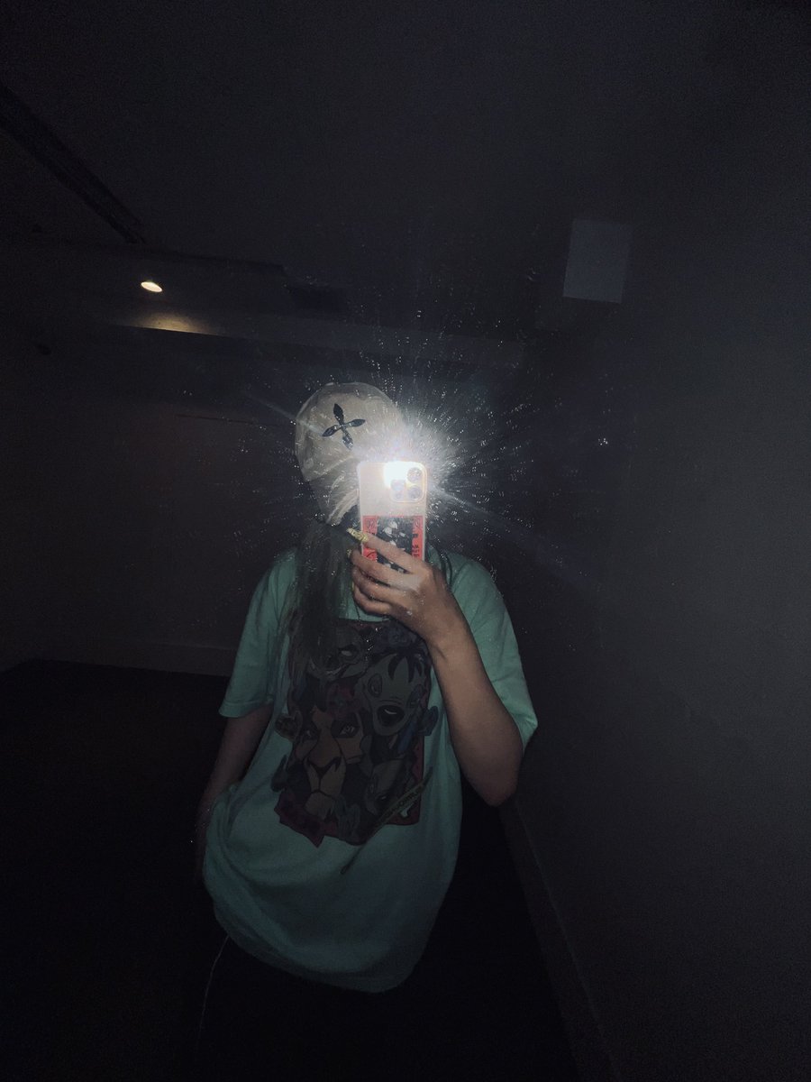 じっとしてるのが不安になって突然2時間踊ってきた。きたく。
へとへと🤧