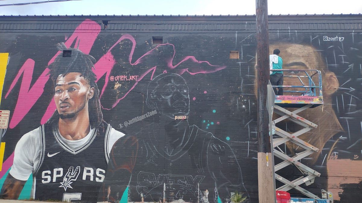 JeffGSpursZone's tweet image. “This is something we did for the city, Spurs are back, and we are back in the Playoffs," -artist Roland Alvarez

Multiple artists bringing a new Spurs mural w/ Castle, Fox, Wembanyama to downtown San Antonio 

LNK - buff.ly/DgjTtIU #nba #porvida #sanantonio #gospursgo