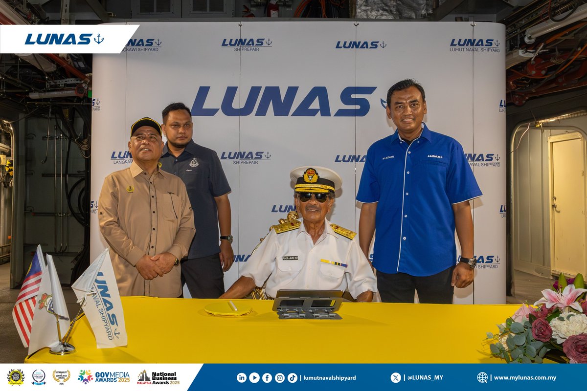 Lumut Naval Shipyard tweet media