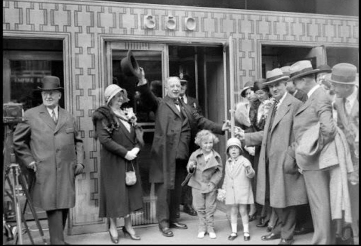 GVSHP's tweet image. #OTD in 1931, @EmpireStateBldg opens, becoming the world’s tallest building for over 40 years. But #DYK the original E.S.B. was located in our neighborhood, + the man perhaps most responsible for construction of the midtown landmark also lived here? More: villagepreservation.org/2019/04/30/bey…
