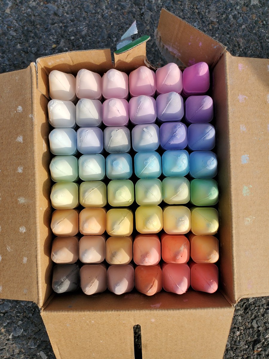 facepaintladyus's tweet photo. Life is like a box of chalk https://t.co/c9TOxNFkb3