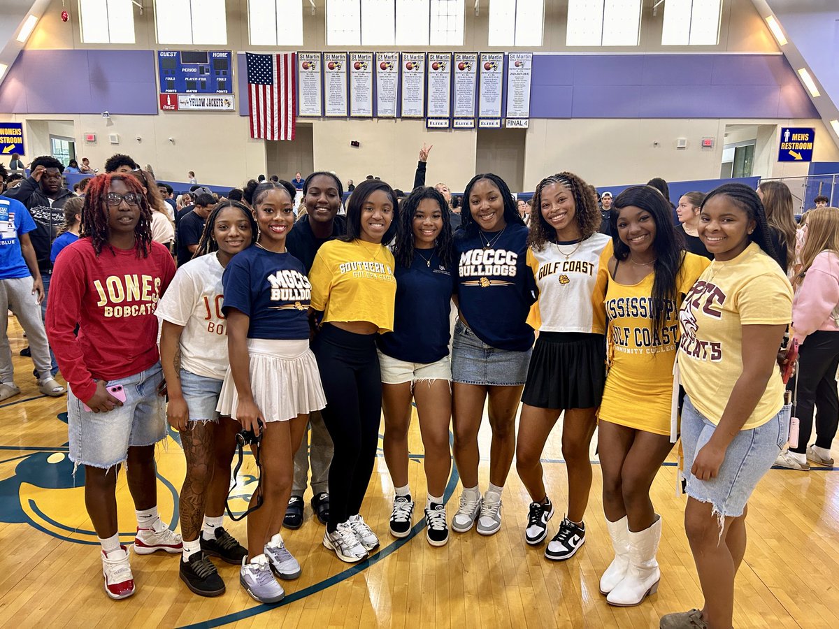 coachjakrock's tweet photo. Congratulations to these amazing young ladies! They will forever have a piece of my heart ♥️ #DecisionDay https://t.co/s75clSEijK