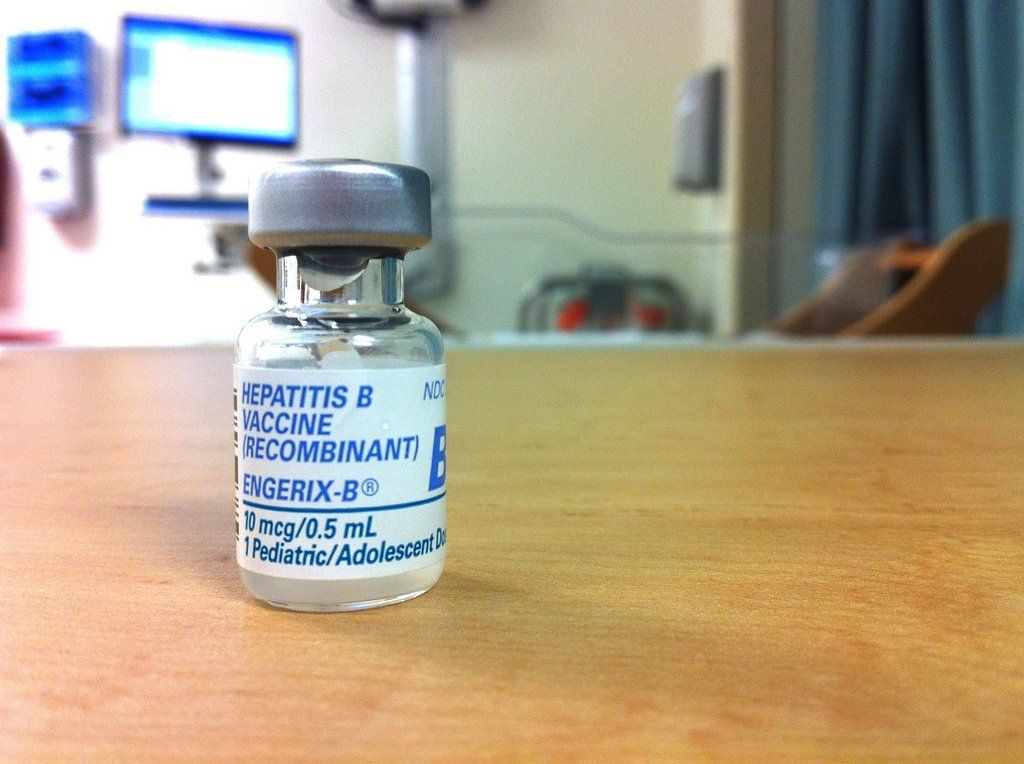 skepticalraptor's tweet image. Two new studies criticize the ACIP's new #hepatitis B #vaccine recommendations, which eliminate the birth dose. Experts warn this could significantly increase hepatitis B infections, cancers, and deaths among infants, leading to greater healthcare costs. buff.ly/68U19zN