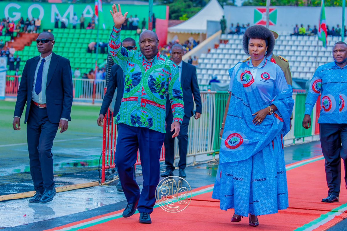 Ikiriho's tweet image. 🇧🇮#Burundi Fête du Travail 2026  

🔴Célébrations du 1er mai : forte mobilisation des travailleurs et des institutions dans les cinq provinces du pays  

Le 1er mai 2026, la Fête internationale du Travail (International Labour Day) a été célébrée dans les cinq provinces du