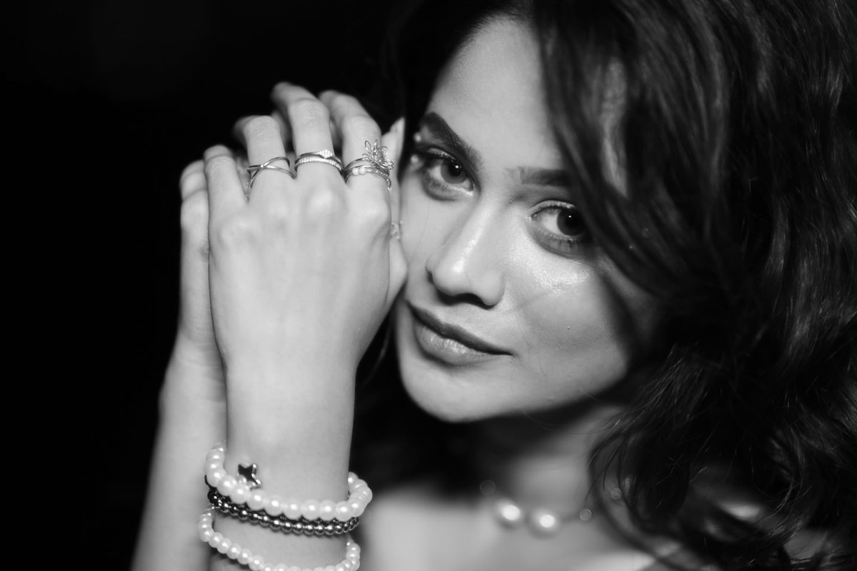Weekendvibes_'s tweet photo. Parveen 🖤
#Parveen https://t.co/lCzkbpRem1