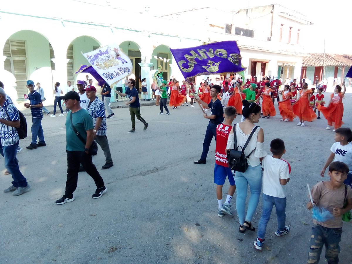 Cultura #Camajuaní 
_"El trabajo no es un castigo, el trabajo es una función honrosa y digna para cada hombre y para cada mujer. El trabajo creador (...) el trabajo para beneficio del trabajador y para beneficio del pueblo, es la función más honrosa que puede tener el hombre".
