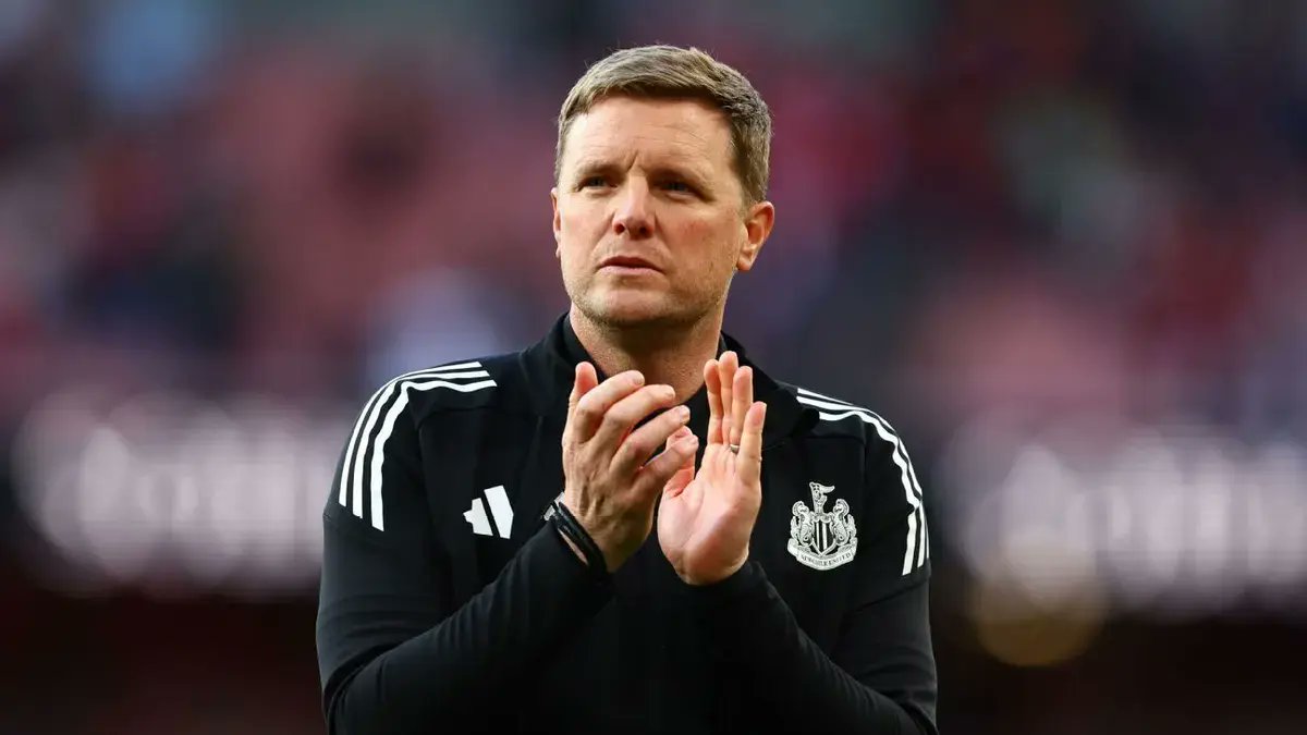 DeportesTND's tweet image. ⚽️ Howe mantiene la mirada en la cima: dueños saudíes del Newcastle siguen firmes en su ambición, pese a la mala racha. ¿Podrán recuperar la gloria y llevar al club de vuelta a la élite? The patience is real. #PremierLeague #NewcastleUnited