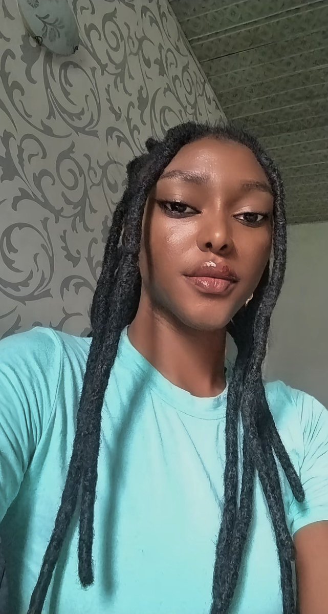 chioma 💅💵 tweet media