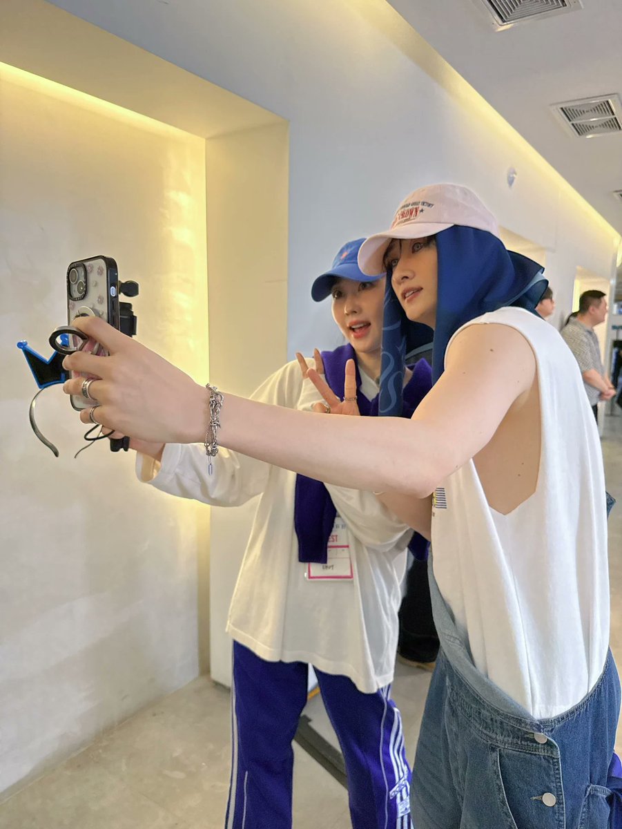 byeol_별 tweet media