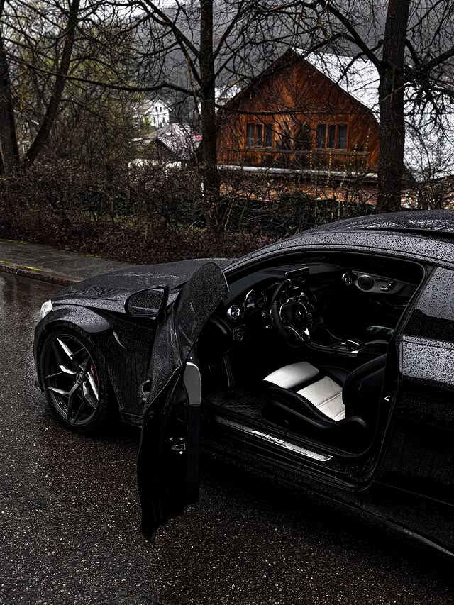 Mercedes AMG C63 🖤