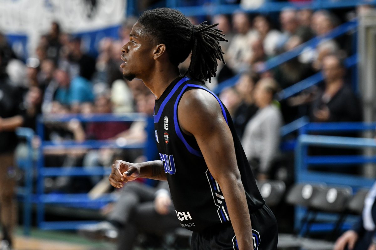 Tsaltas46's tweet image. Jarrett Adderton κόντρα στα Μέγαρα ΟΝΕΧ (ημιτελικός Final 4 ανόδου Elite League)

41 points
11-16 FG
3-4 3P
16-17 FT
6 rebounds
4 assists
6 steals
2 blocks
50 efficiency

🔥🔥🔥 #basketball
