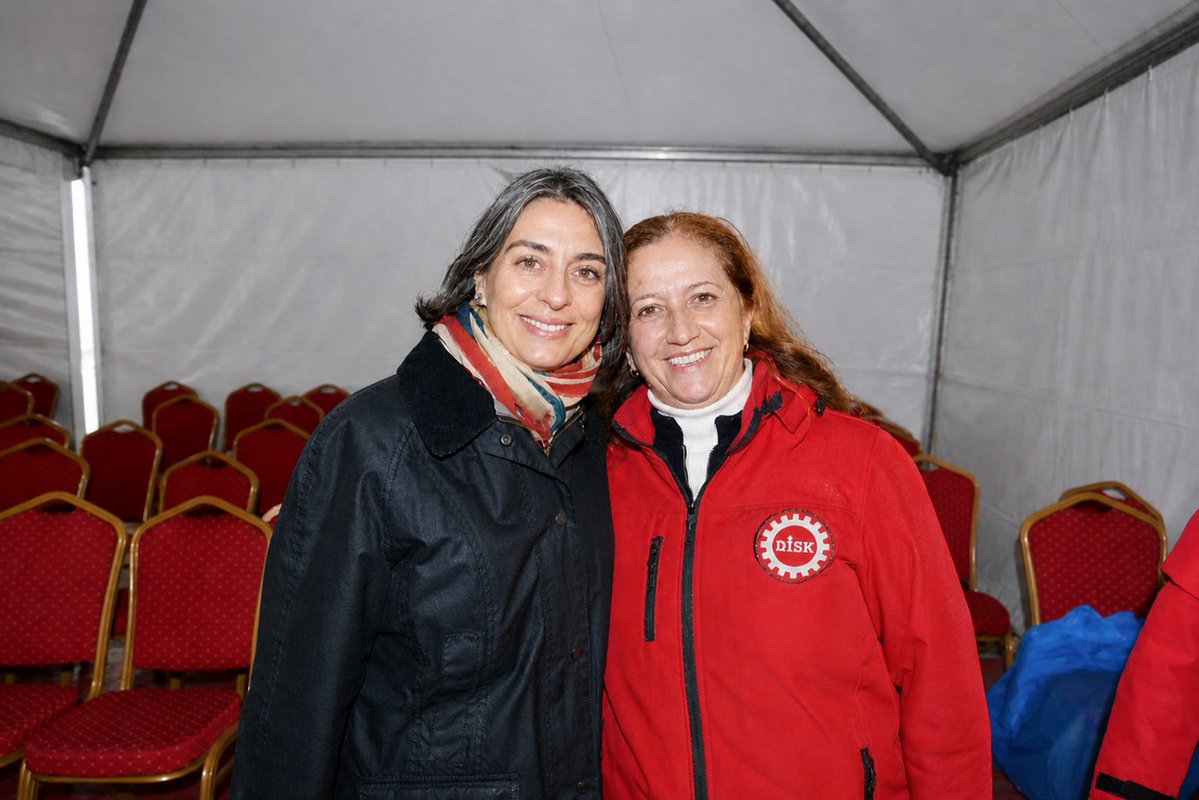 Sinem Dedetaş tweet media