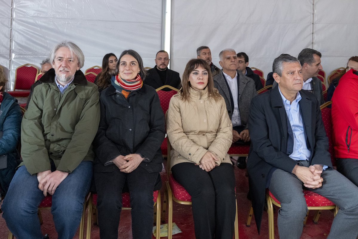 Sinem Dedetaş tweet media
