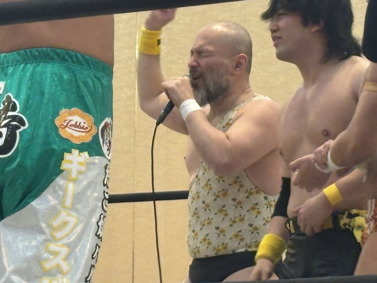 boo_321's tweet photo. 仕事終わりにddtに直行。
面白かったです。
アントン久しぶり。

#ddt 
#ddtpro https://t.co/ocUJ8N2q2e