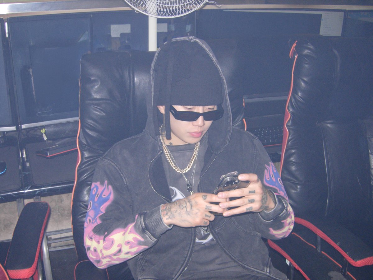 TEAM JAY PARK tweet media
