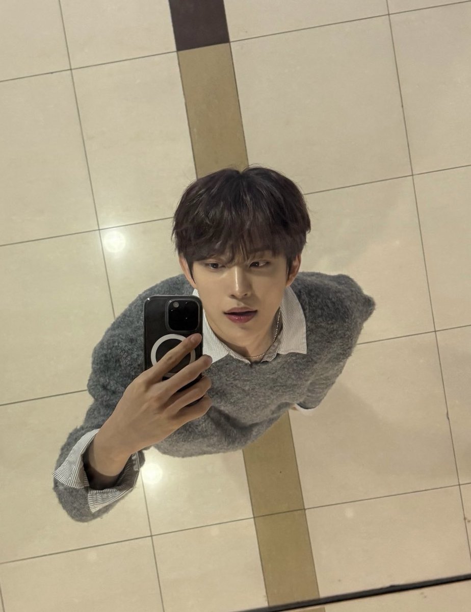 따네 tweet media