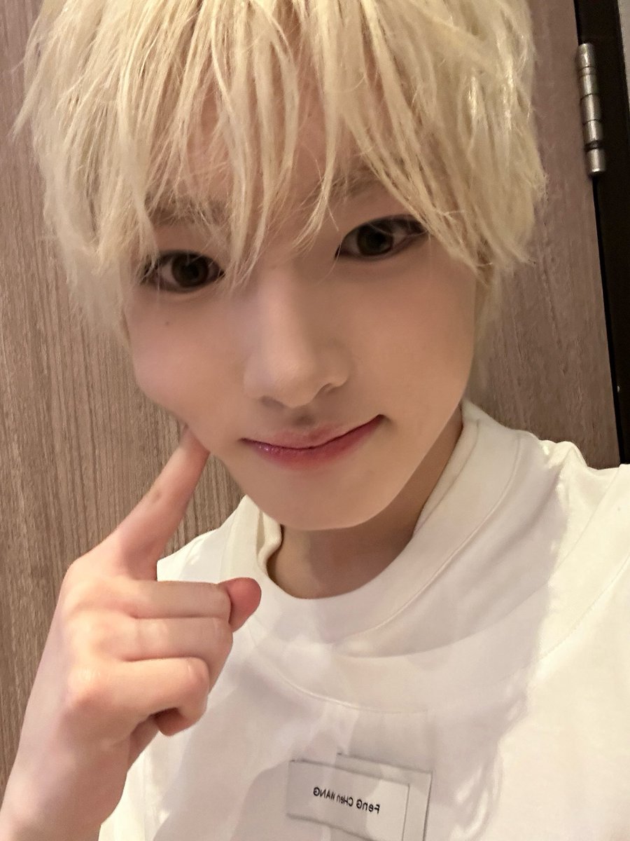 사빵 tweet media