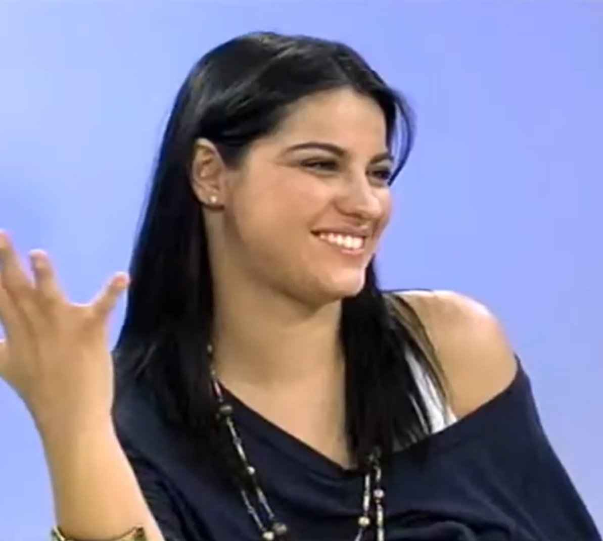 ana ☀️ tweet media