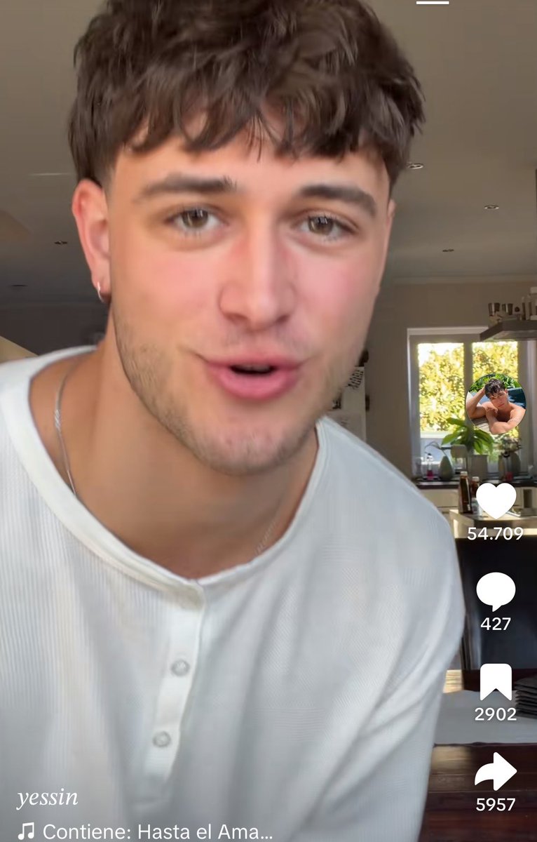 nick tweet media