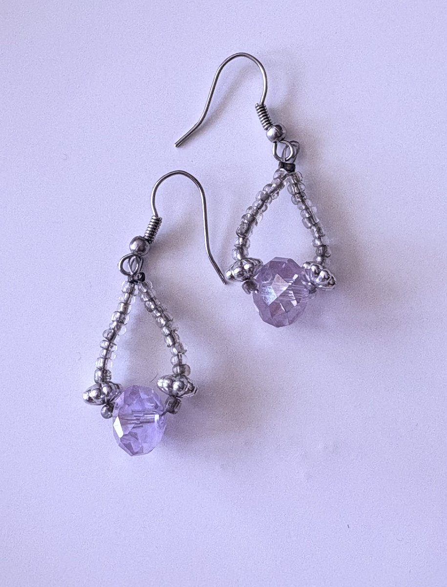 BaysideDigital's tweet image. Lavender boutique earrings, new: 

Get up to $20 off* when you use my code UJKBRC to sign up for Mercari. *Terms apply #mercari merc.li/ntBp8dWPb?sv=0 #purple #earrings #onsale