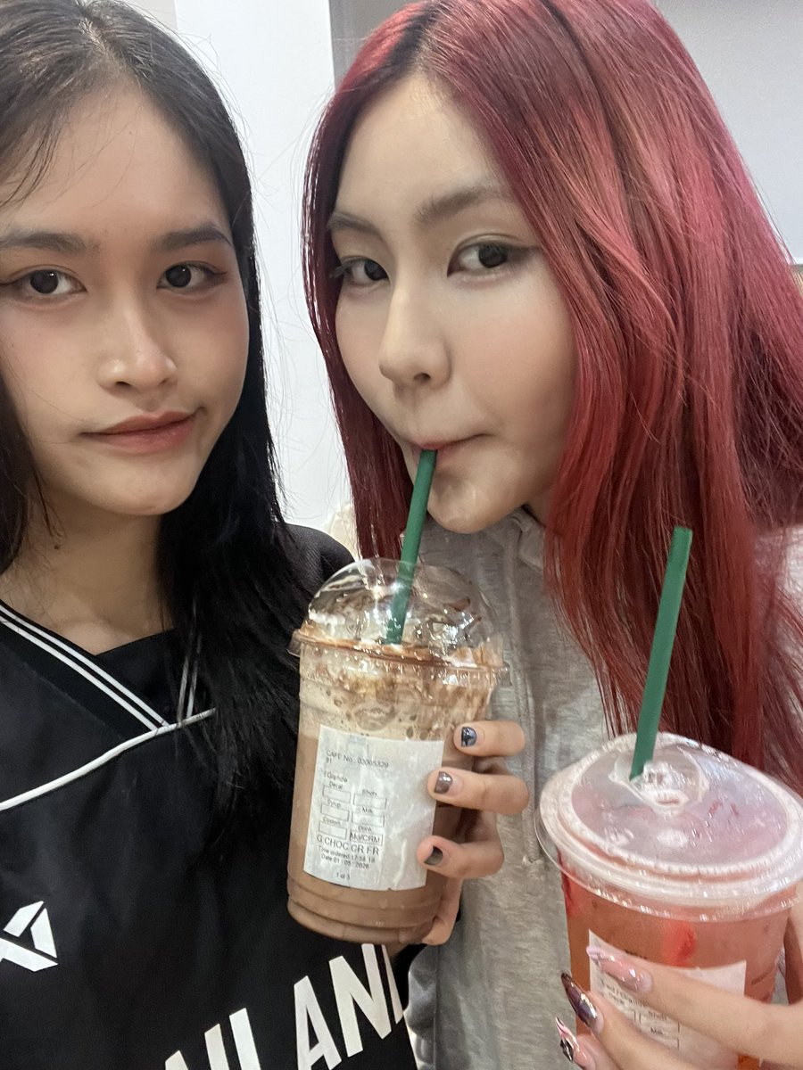 janie not jennie tweet media