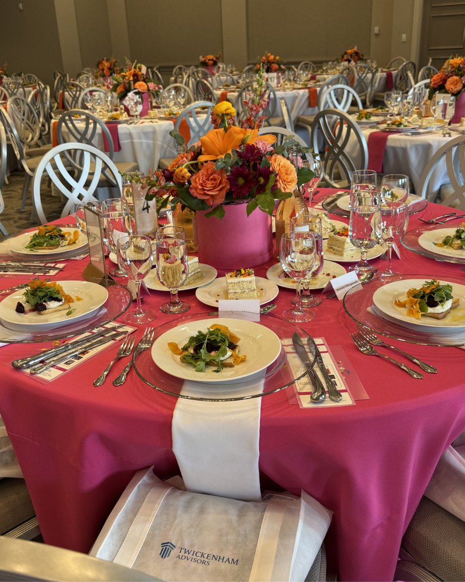 HT_Twickenham's tweet photo. We were thrilled to once again serve as the presenting sponsor for the 2026 Spring Hat Luncheon at the Huntsville Botanical Garden! We are so proud to champion the Garden's mission to enrich our community through education, inspiration, and shared experiences! https://t.co/4xe2QGJYOI