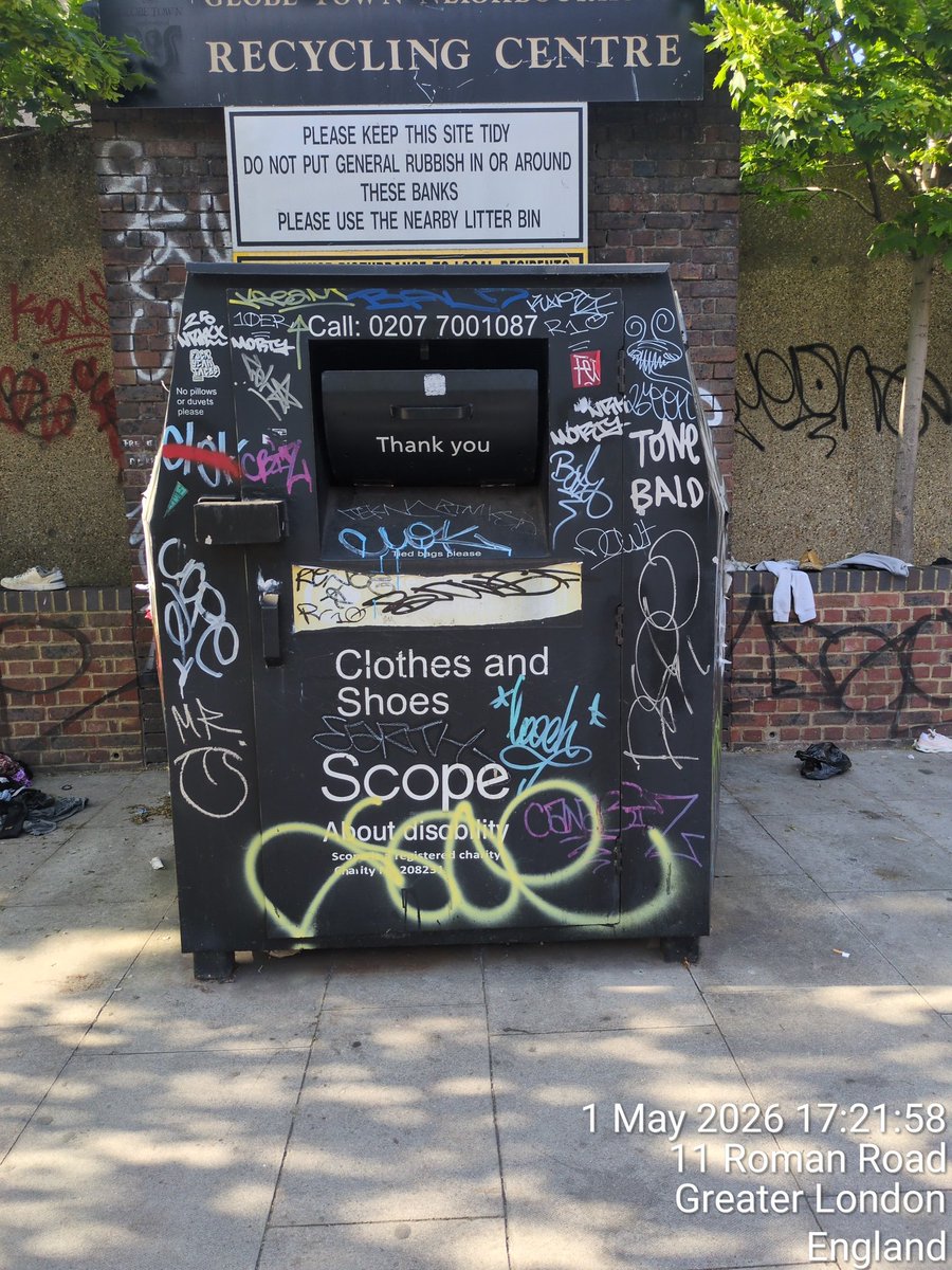 GreenWorldJoy's tweet photo. @scope @TowerHamletsNow Hi @scope @TowerHamletsNow, this really isn’t acceptable. There’s constant trash everywhere, people constantly scavenging through it, and the whole area looks awful. Please address this. Roman Road E2. Thank you. https://t.co/UUJ5VPZRKc